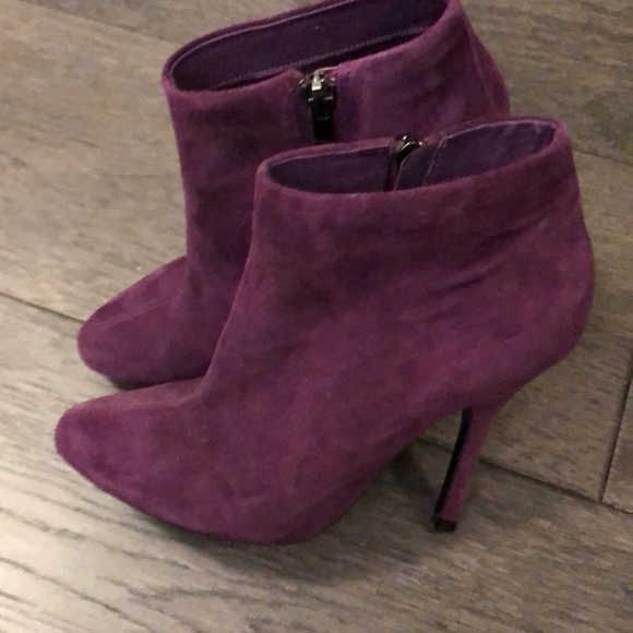 Aldo purple suede woman’s booties - Picture 4 of 5